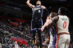 开云sport-独行侠碾压雷霆，丹尼·格林打破历史纪录