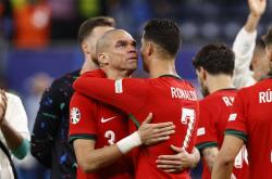 开云体育app-包含球星爆发！欧洲杯赛场再现神级操作的词条