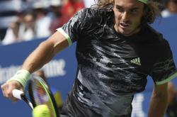 开云体育app-西班牙网球队力克意大利网球队，西西帕斯爆发神勇