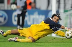 开云体育app-资本浪潮与少年里程碑，足球世界的双面镜像