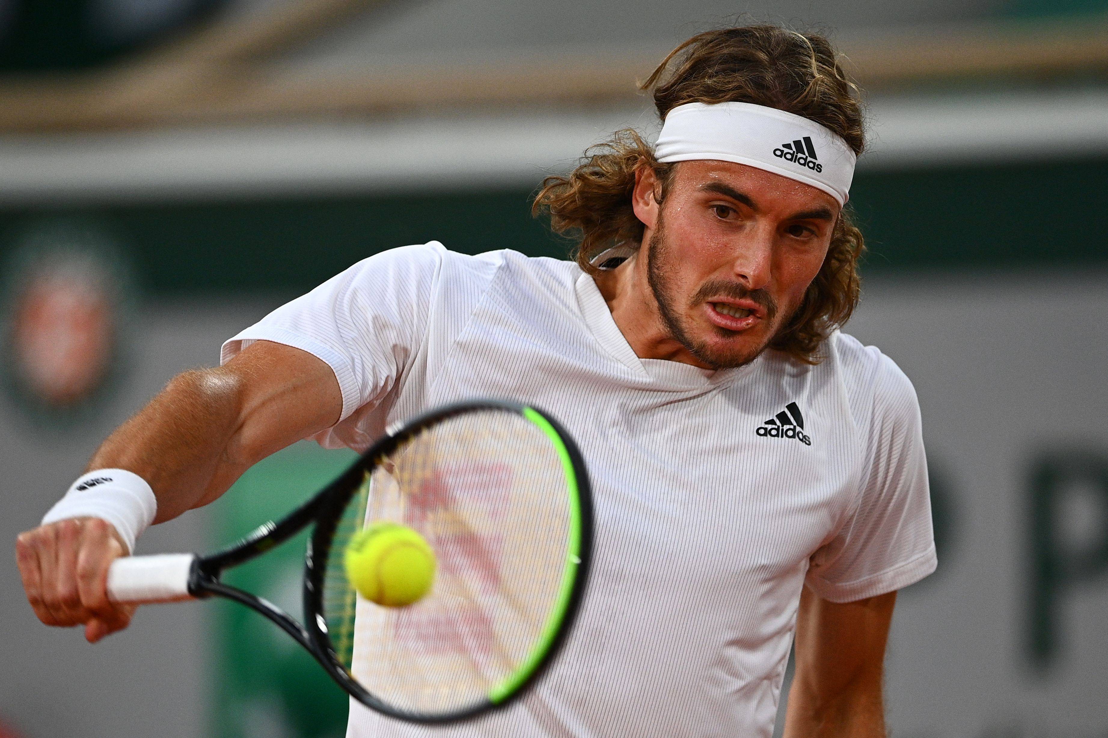 意大利网球队强势西班牙网球队,西西帕斯绝境逆转 意大利网球队强势西班牙网球队,西西帕斯绝境逆转