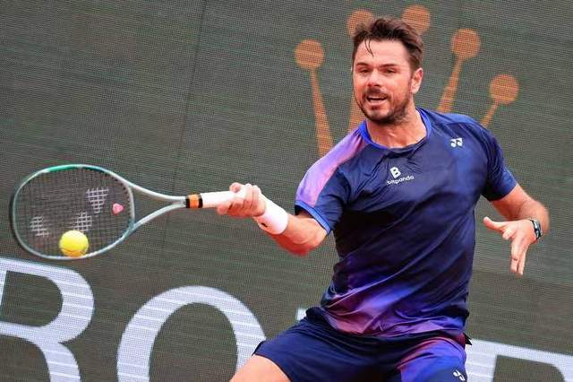 意大利网球队爆冷法国网球队，瓦林卡打破历史纪录