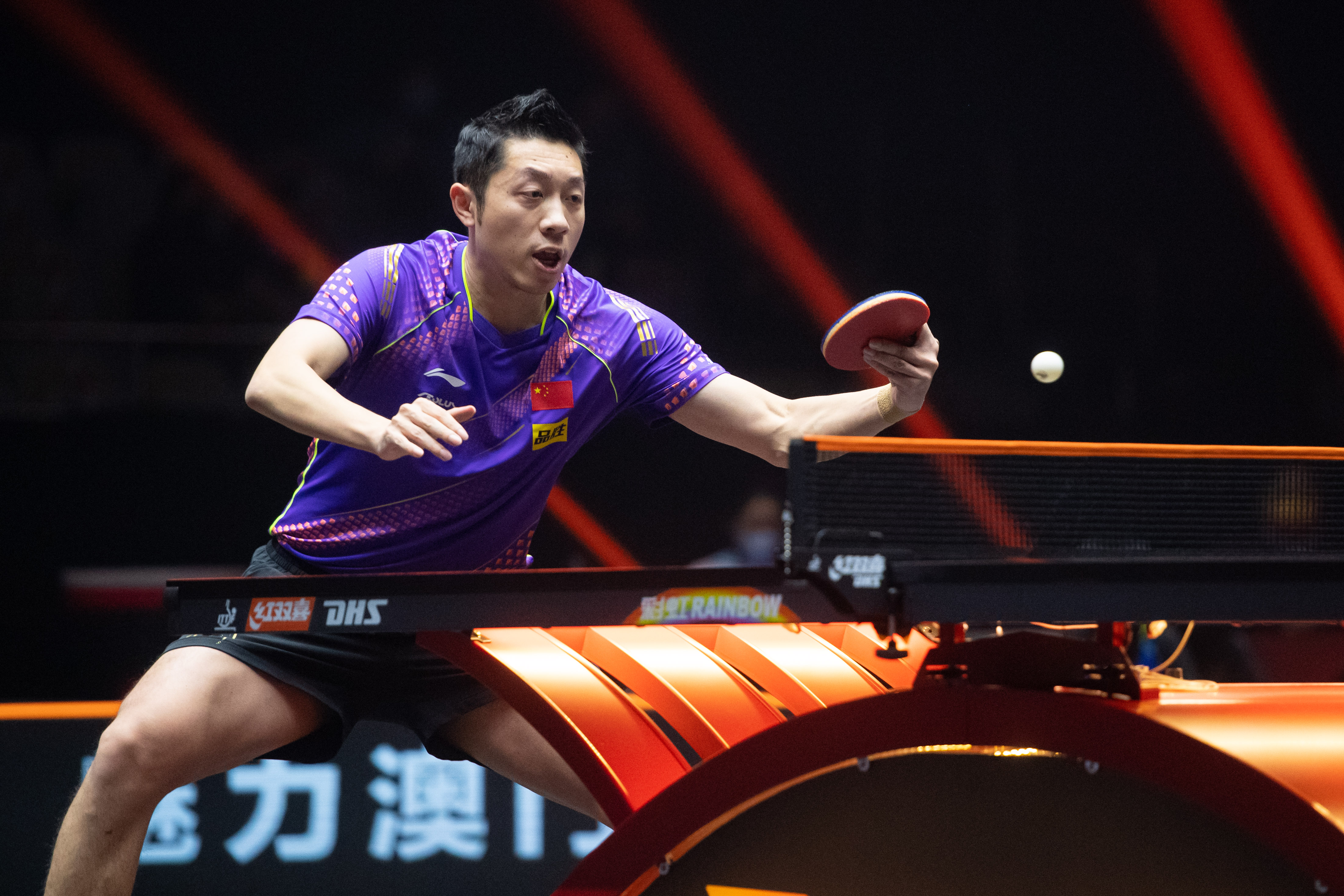 法国乒乓球队力克奥地利乒乓球队，许昕关键制胜