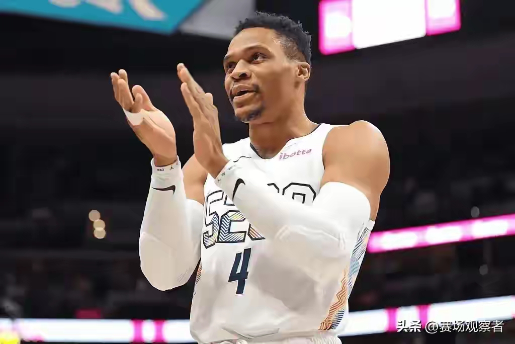 意大利男篮爆冷勇士B队,威斯布鲁克高光表现 意大利男篮爆冷勇士B队,威斯布鲁克高光表现