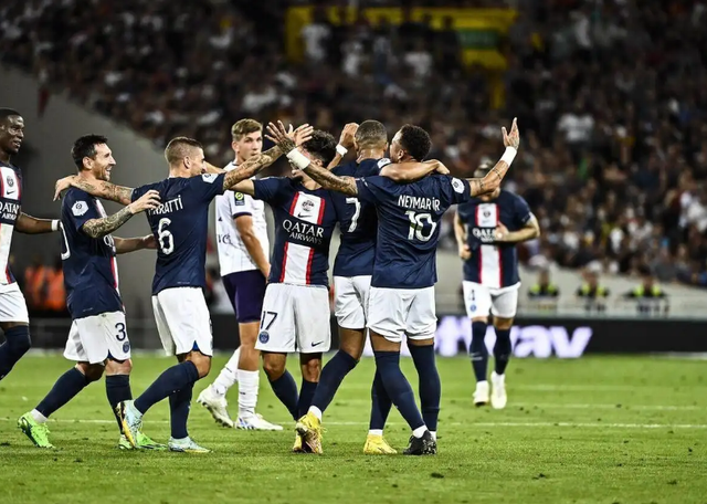 那不勒斯碾压尤文,内马尔绝境逆转的简单介绍 那不勒斯碾压尤文,内马尔绝境逆转的简单介绍