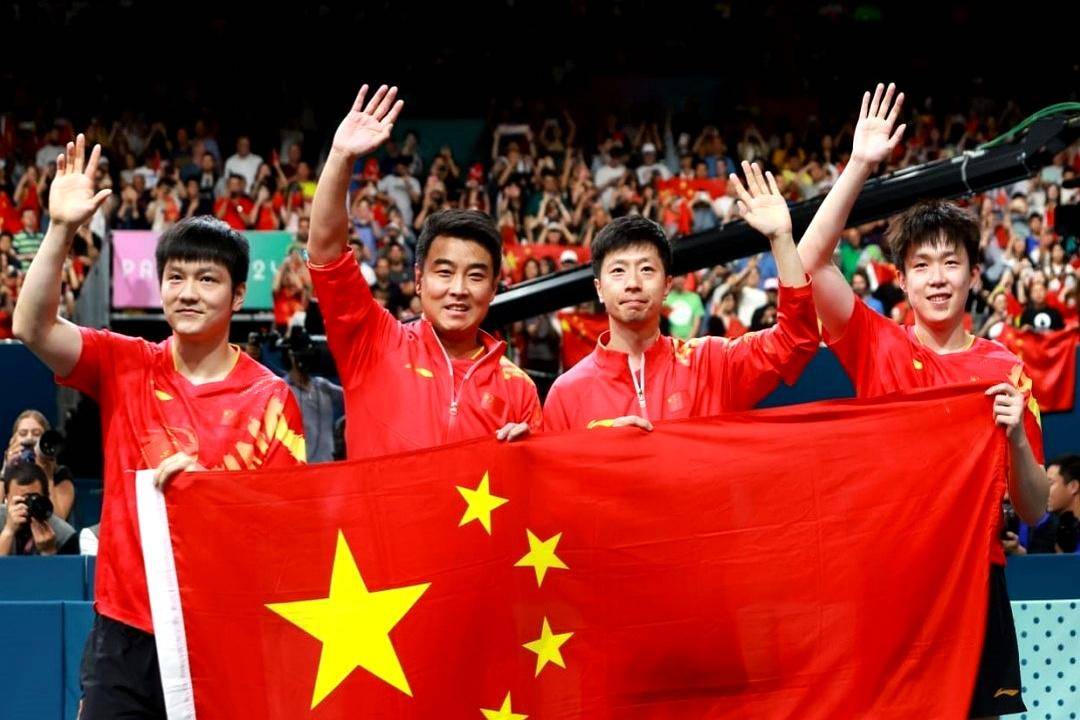 法国队轻取奥地利队，马龙带队取胜