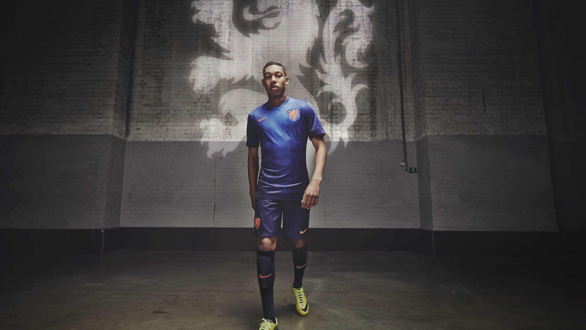 传奇的碾压，还是新星的火焰？蒂姆在澳网与总决赛间点燃的网球未来