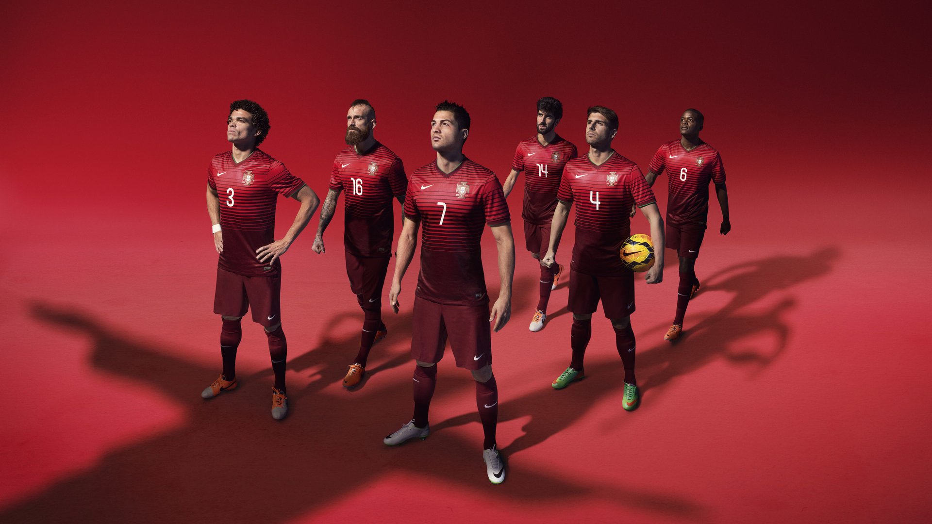 弧线刺穿非洲鼓点，久保建英一剑封喉，法国单节风暴锁定胜局