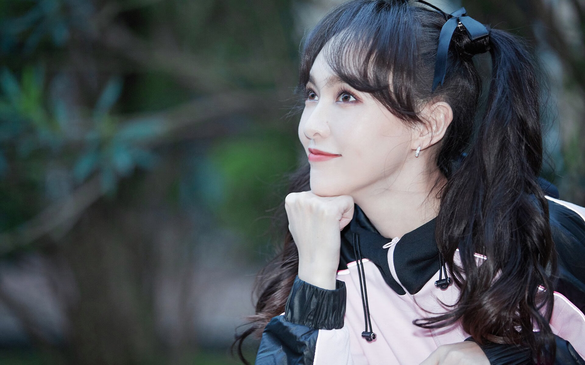 伦敦的暗影,巴黎的黎明,一位塞内加尔后卫,如何用一粒头球撬动两大联赛的争冠天平